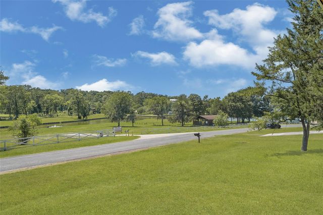 890 Paradise Drive, Coldspring, TX 77331