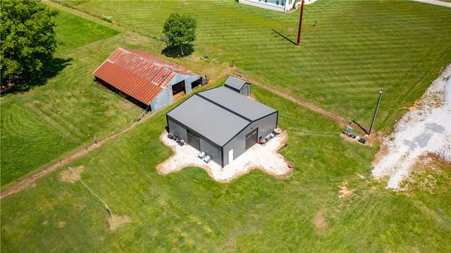 10791 Grand Summit Lane, Bentonville, AR 72713
