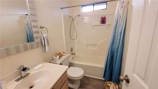 2817 Quebec Dr, Corpus Christi, TX 78414