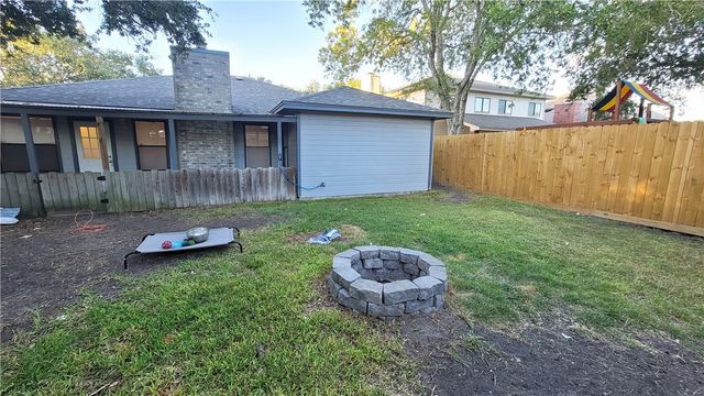 2817 Quebec Dr, Corpus Christi, TX 78414