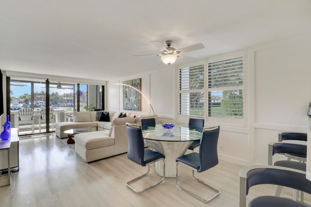 515 Bay Colony Drive N, Juno Beach, FL 33408