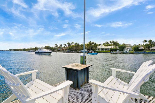 515 Bay Colony Drive N, Juno Beach, FL 33408
