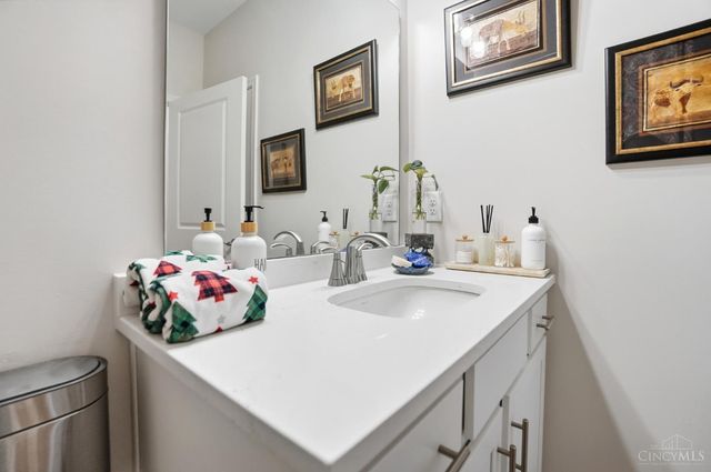 3740 Clydesdale Circle, Loveland, OH 45140