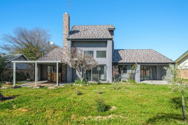 2791 W Kofoid Avenue, Caruthers, CA 93609