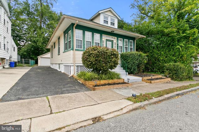 809 5TH AVE, Prospect Park, PA 19076