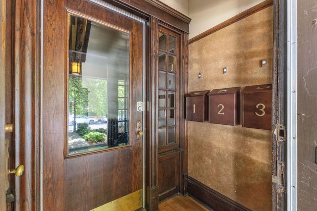 2421 Girard Avenue S 3, Minneapolis, MN 55405