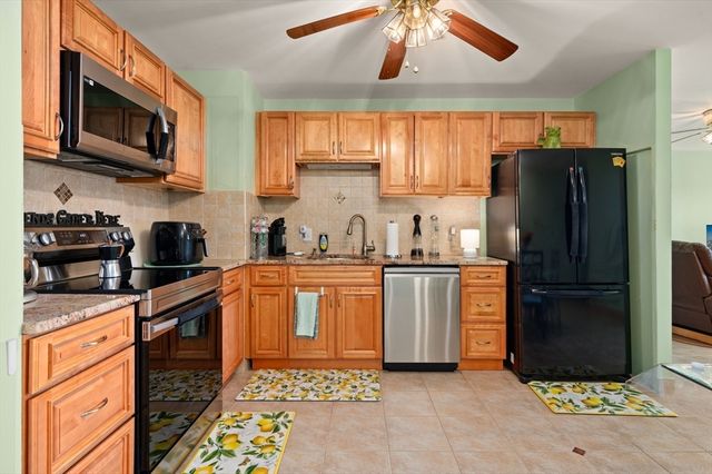 474 Revere Beach Blvd 404, Revere, MA 02151