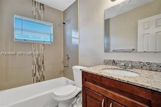 4041 NW 30th Terrace 3, Lauderdale Lakes, FL 33309