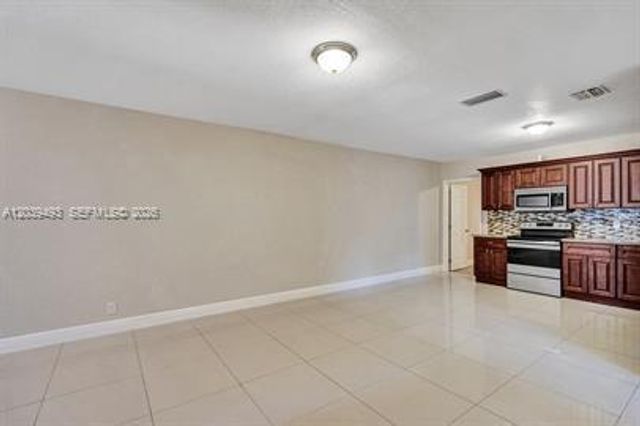 4041 NW 30th Terrace 3, Lauderdale Lakes, FL 33309