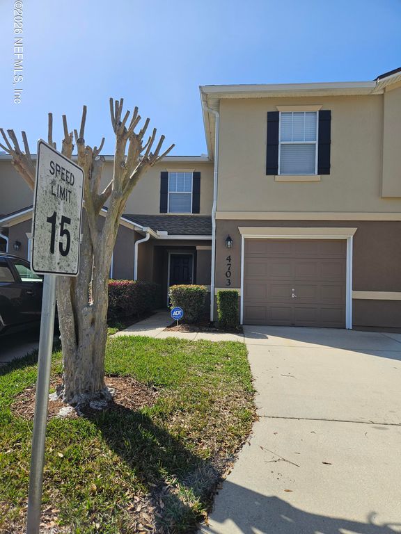 1500 CALMING WATER Drive 4703, Fleming Island, FL 32003