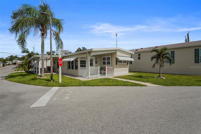 2055 CHAMPION STREET, Sarasota, FL 34231