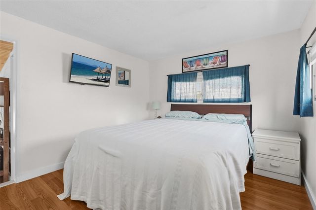 2055 CHAMPION STREET, Sarasota, FL 34231