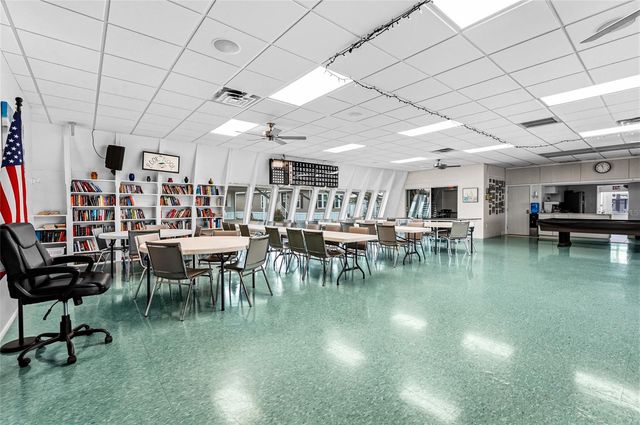 2055 CHAMPION STREET, Sarasota, FL 34231