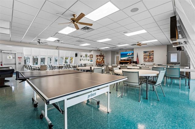 2055 CHAMPION STREET, Sarasota, FL 34231