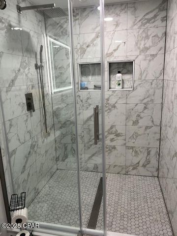 1219 Thomas Drive 8, Panama City Beach, FL 32408