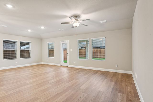 1724 Gardendale Hollow Lane, Anna, TX 75409