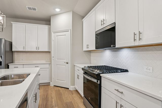 1724 Gardendale Hollow Lane, Anna, TX 75409