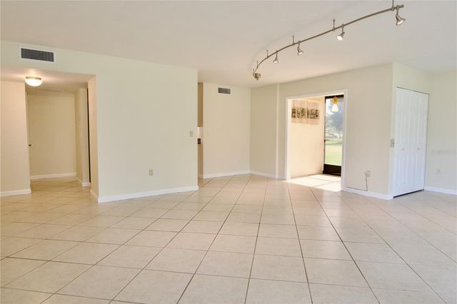 625 WHITE PINE TREE ROAD 23, Venice, FL 34285