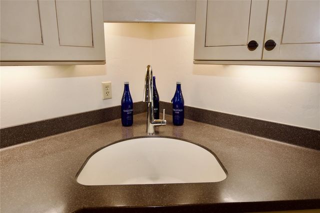 625 WHITE PINE TREE ROAD 23, Venice, FL 34285
