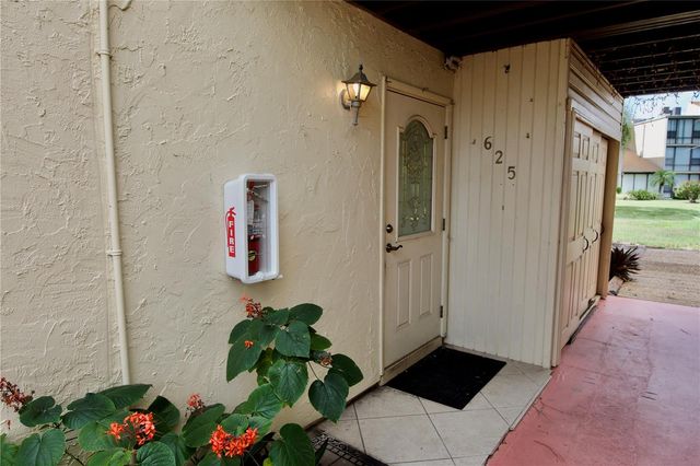 625 WHITE PINE TREE ROAD 23, Venice, FL 34285