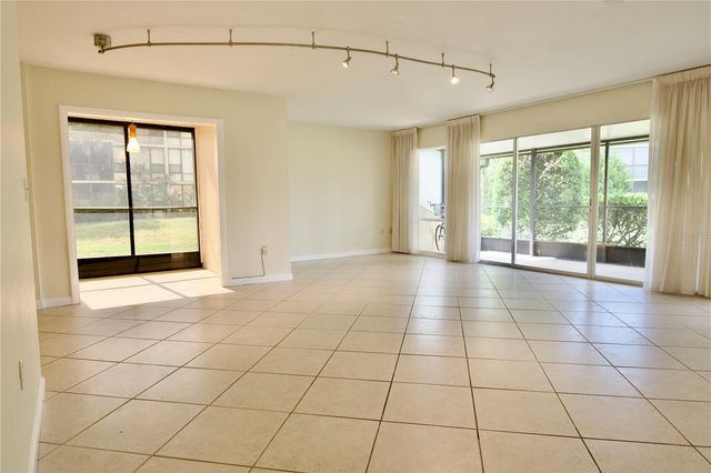 625 WHITE PINE TREE ROAD 23, Venice, FL 34285