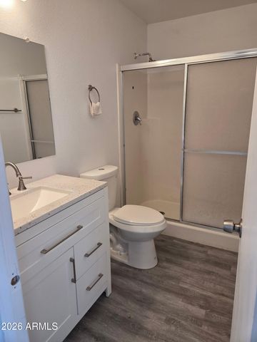 3555 W ACOMA Drive, Phoenix, AZ 85053