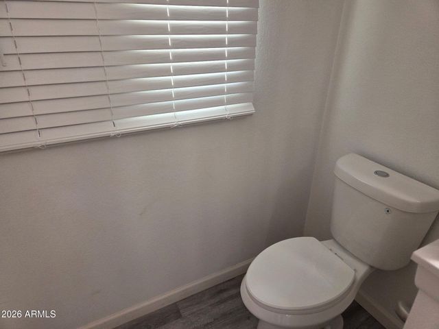 3555 W ACOMA Drive, Phoenix, AZ 85053