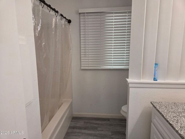 3555 W ACOMA Drive, Phoenix, AZ 85053