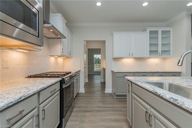 8524 Fairgrove Church Road, Browns Summit, NC 27214