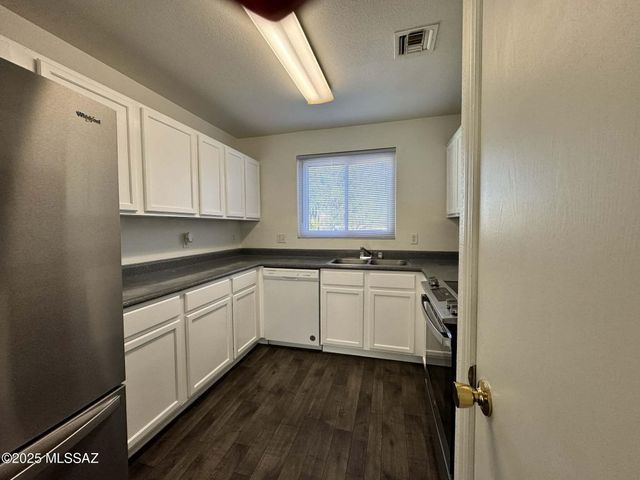 6006 S Mogollon Drive, Tucson, AZ 85706