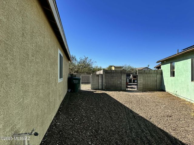 6006 S Mogollon Drive, Tucson, AZ 85706
