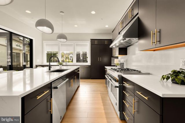 9725 LANTANA WAY, Bethesda, MD 20817