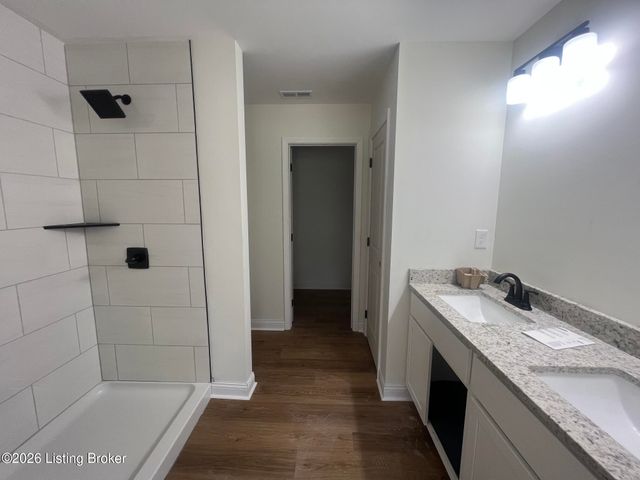 195 Heritage Way, Mt Washington, KY 40047