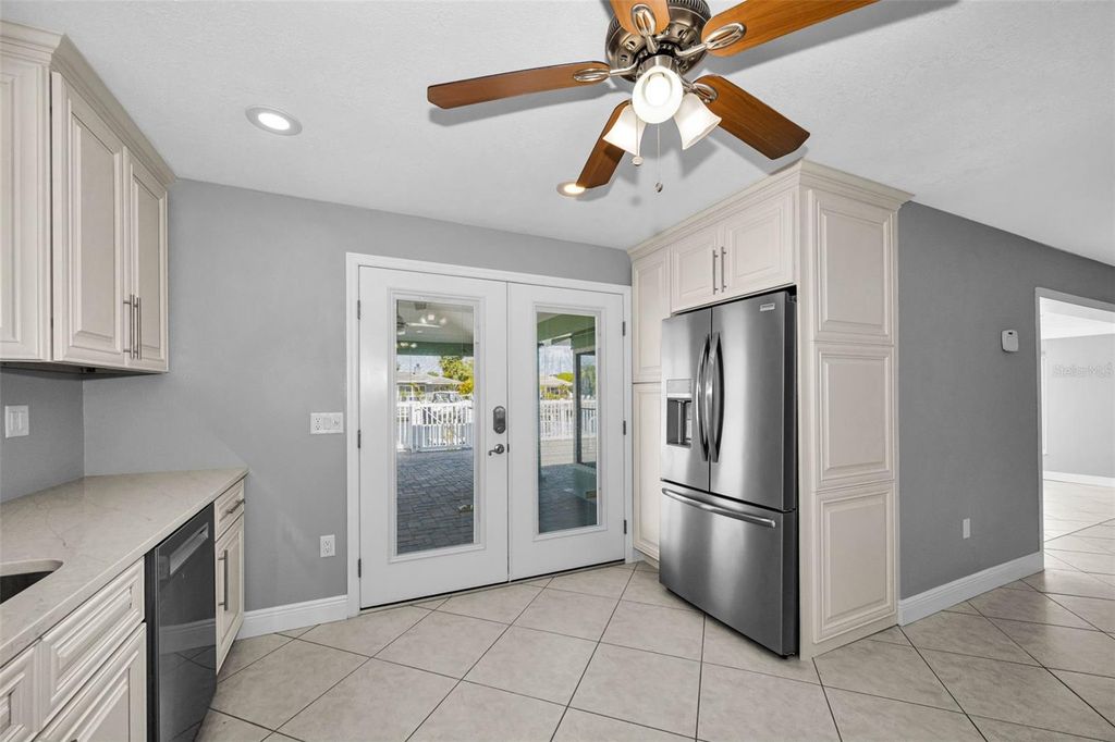 Image 14 of property listing at 3355 SEAWAY DRIVE, New Port Richey, FL 34652