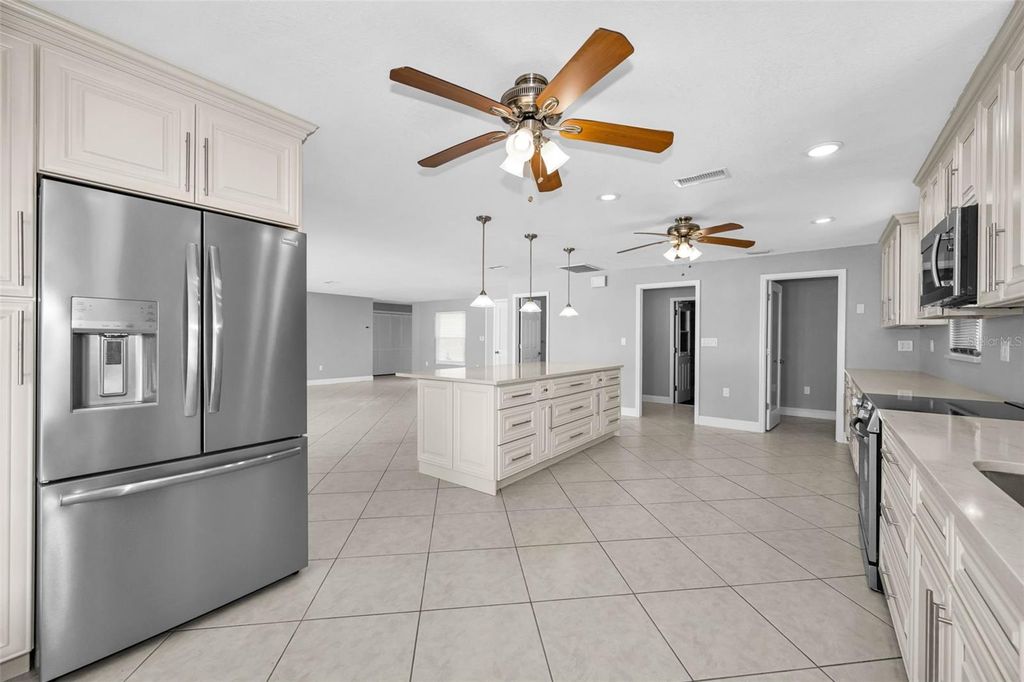 Image 18 of property listing at 3355 SEAWAY DRIVE, New Port Richey, FL 34652