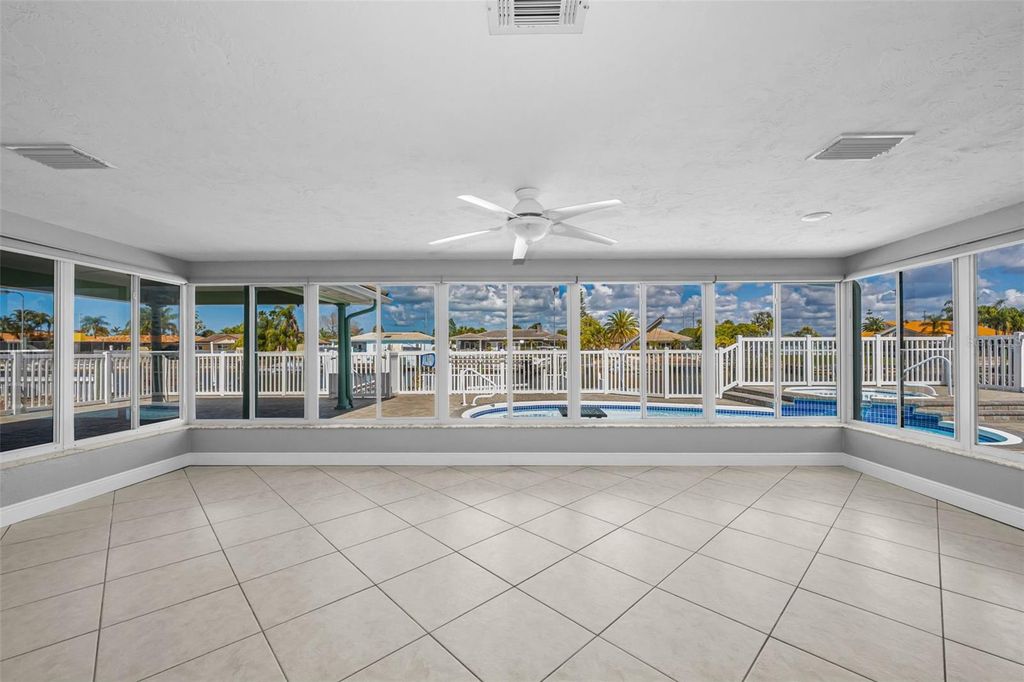 Image 20 of property listing at 3355 SEAWAY DRIVE, New Port Richey, FL 34652