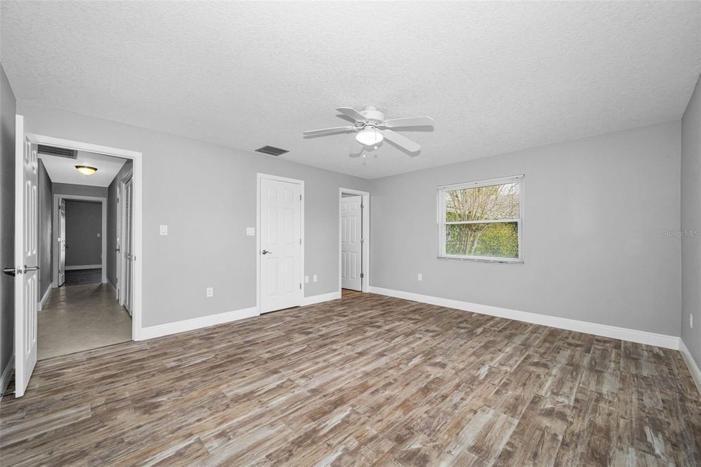 Image 35 of property listing at 3355 SEAWAY DRIVE, New Port Richey, FL 34652