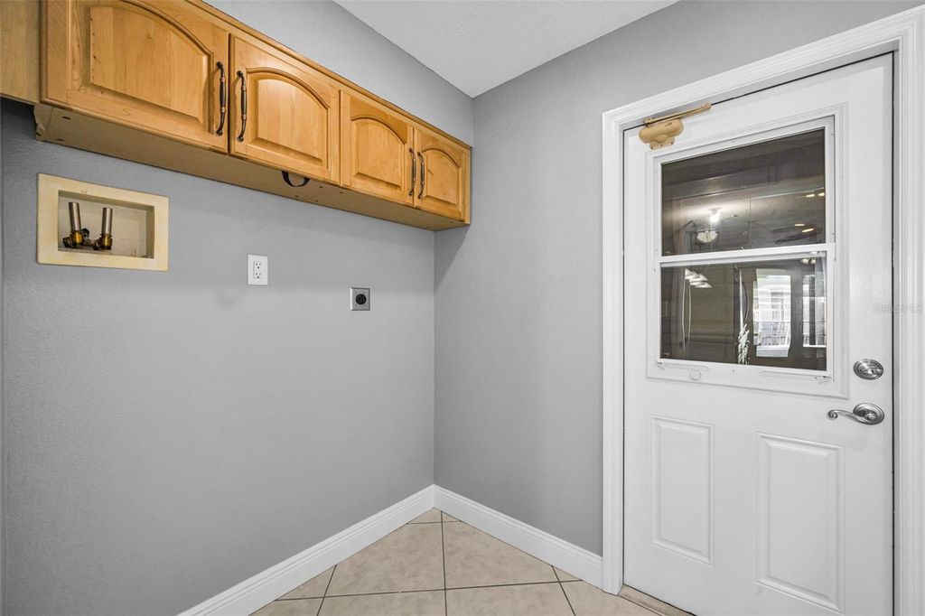 Image 37 of property listing at 3355 SEAWAY DRIVE, New Port Richey, FL 34652