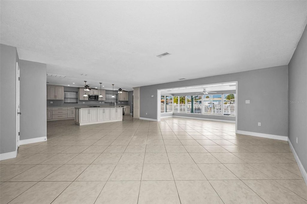 Image 6 of property listing at 3355 SEAWAY DRIVE, New Port Richey, FL 34652