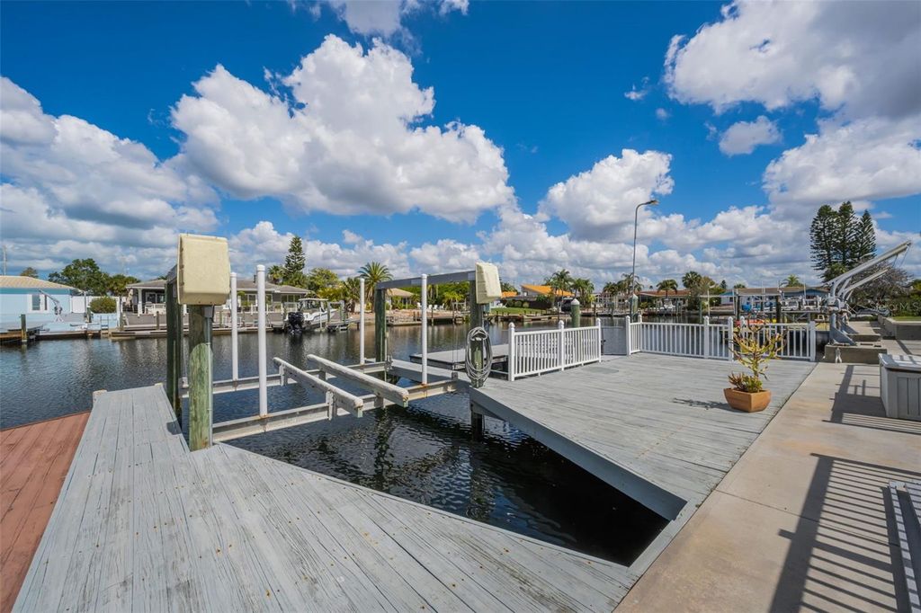 Image 52 of property listing at 3355 SEAWAY DRIVE, New Port Richey, FL 34652