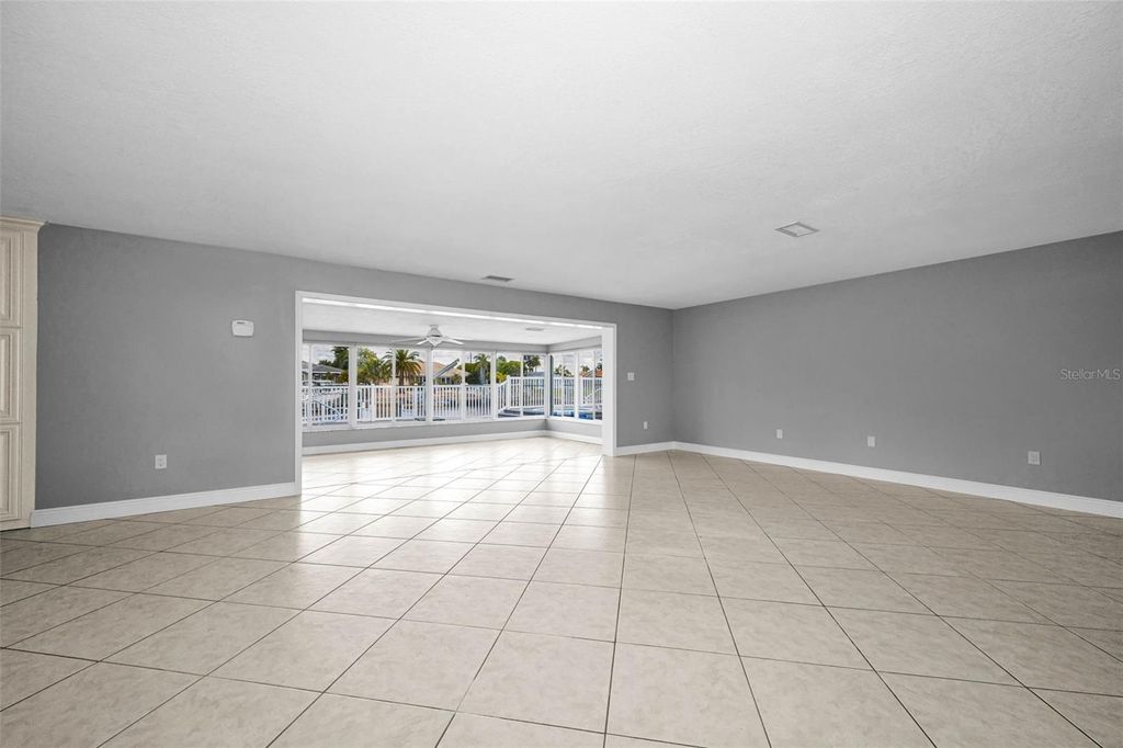 Image 7 of property listing at 3355 SEAWAY DRIVE, New Port Richey, FL 34652
