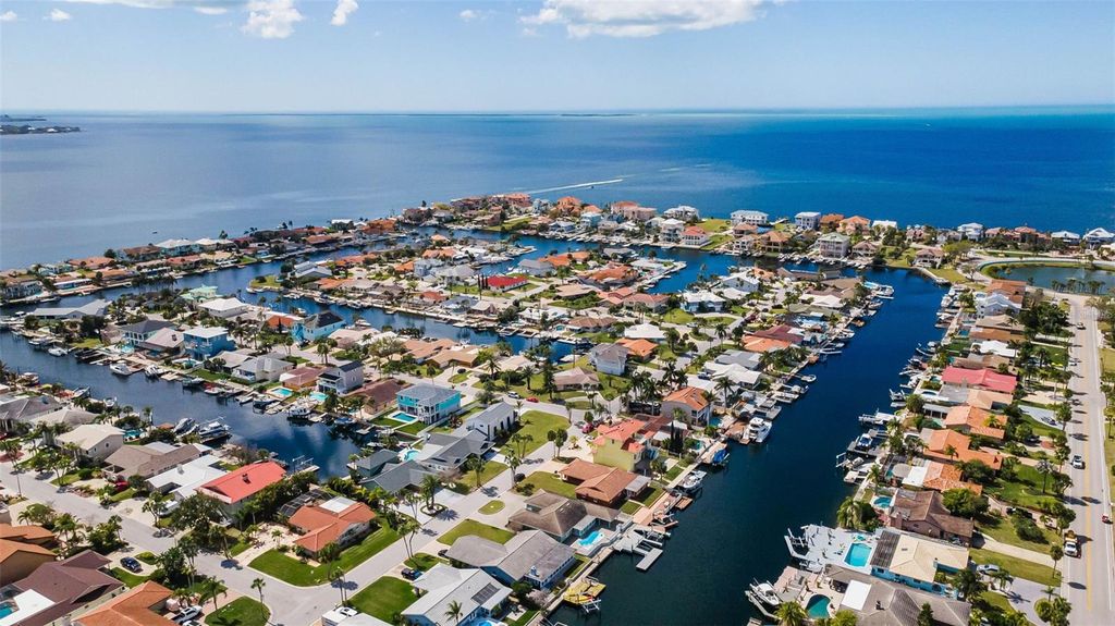 Image 77 of property listing at 3355 SEAWAY DRIVE, New Port Richey, FL 34652