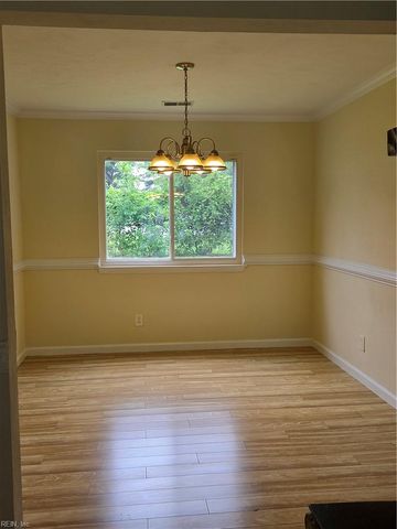 3232 Sir Meliot DR, Chesapeake, VA 23323