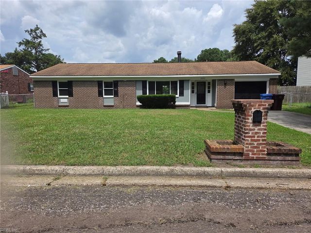 3232 Sir Meliot DR, Chesapeake, VA 23323
