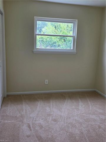 3232 Sir Meliot DR, Chesapeake, VA 23323