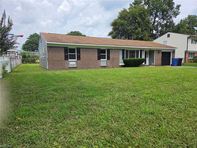3232 Sir Meliot DR, Chesapeake, VA 23323