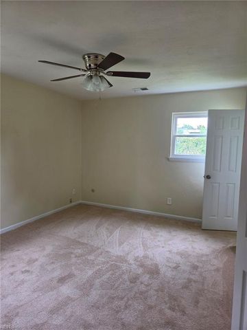3232 Sir Meliot DR, Chesapeake, VA 23323