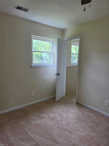 3232 Sir Meliot DR, Chesapeake, VA 23323
