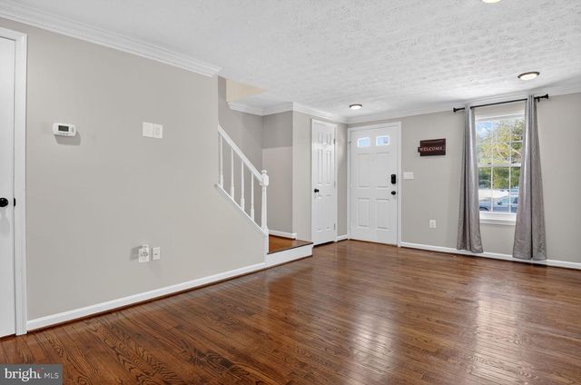 33 QUINCY CT, Sterling, VA 20165