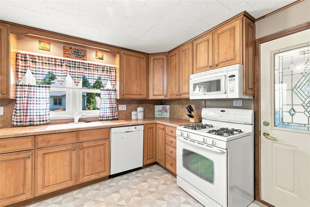 1108 Park Street, Gowrie, IA 50543